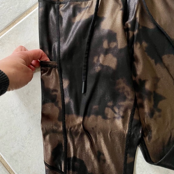 Bronze Hendrix Metallic Pocket Drawstring Luxe 7/8" (4) - Picture 5 of 15